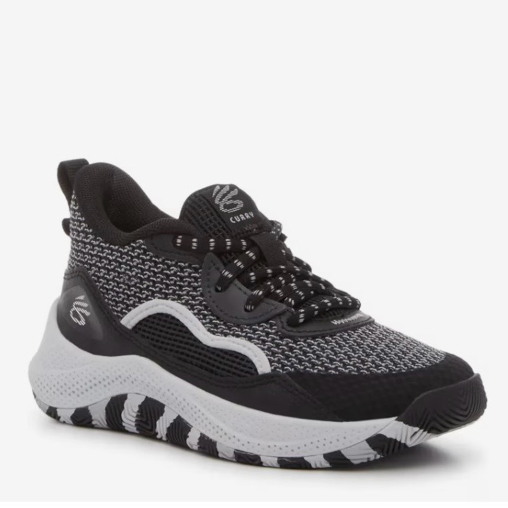 Under Armour Steph Curry Collection Black and Gray Sneakers. Size men’s 8 - Picture 2 of 7
